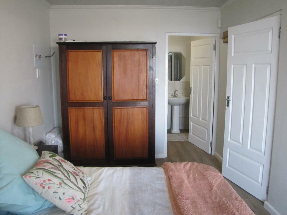 Seester Accommodation Lambert's Bay Bagian luar foto