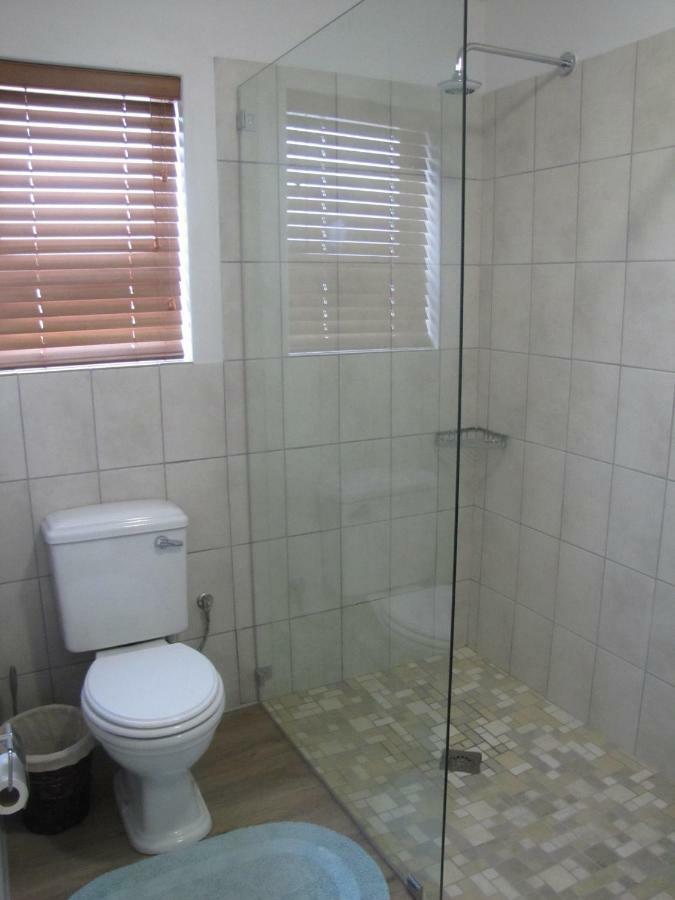Seester Accommodation Lambert's Bay Bagian luar foto